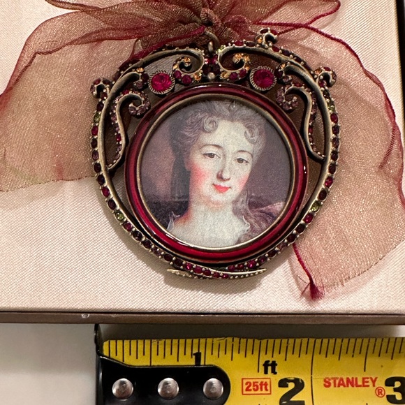 Jay Strongwater Mini Heart Scroll Crystal & Enamel Picture Frame Ornament - Picture 8 of 11